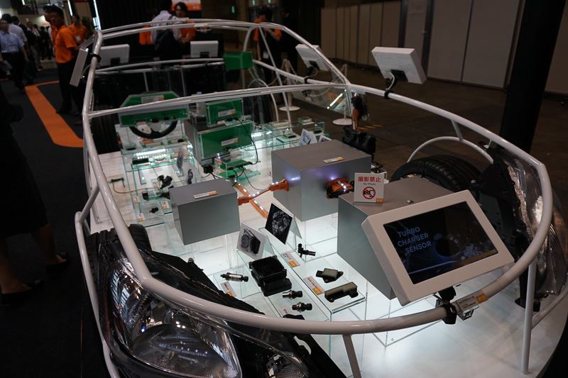 タイコ エレクトロニクス ジャパンのブース