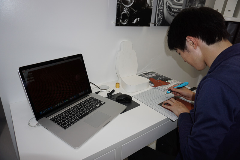 アパレル、建築、クルマのインテリアなど、デザイン開発の現場で作られるサンプル作成を実現する