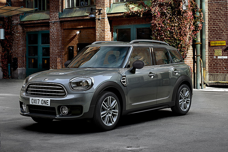 MINI ONE クロスオーバー