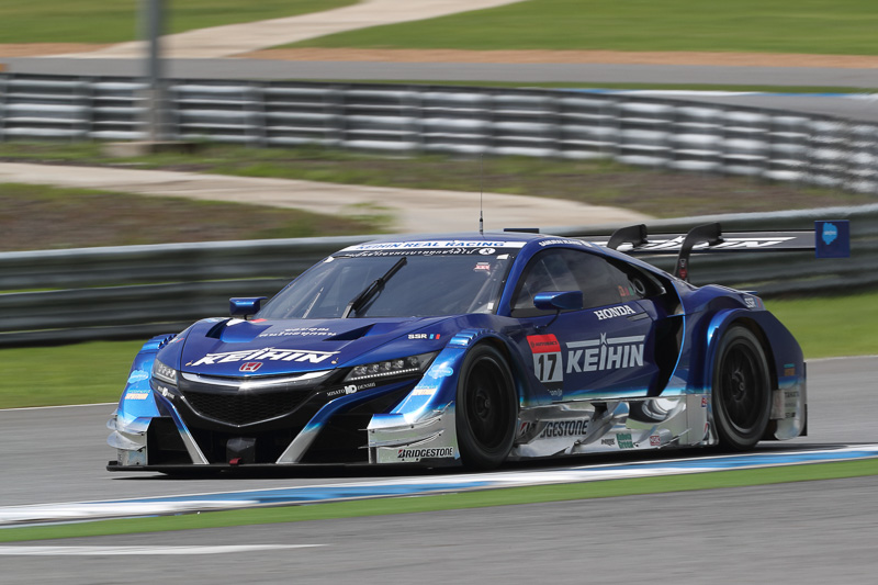 3番手は17号車「KEIHIN NSX-GT」（塚越広大/小暮卓史組、BS）