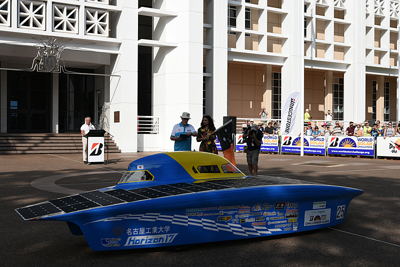 2番目のスタートは25号車 名古屋工業大学「Horizon 17」