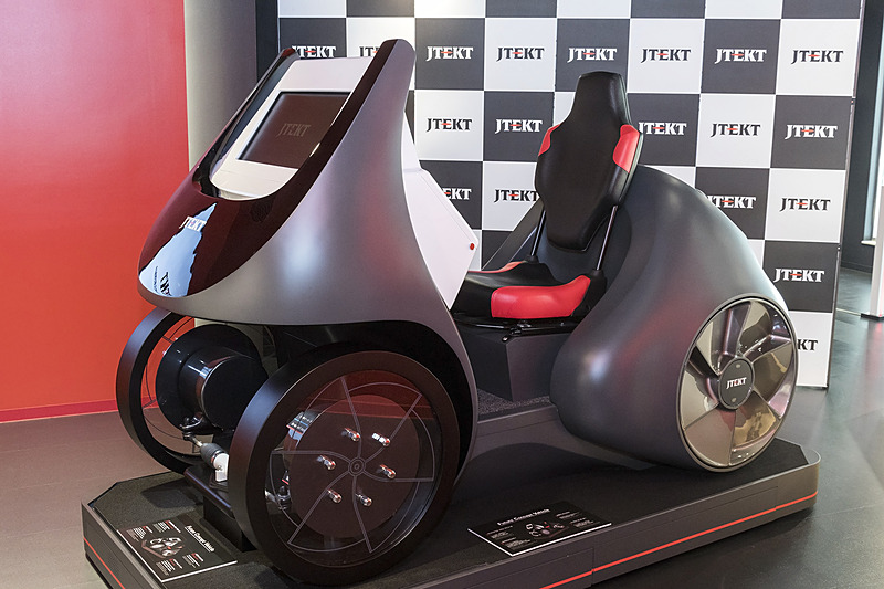 ジェイテクトの3ブランドの技術を紹介するFuture Concept Vehicle