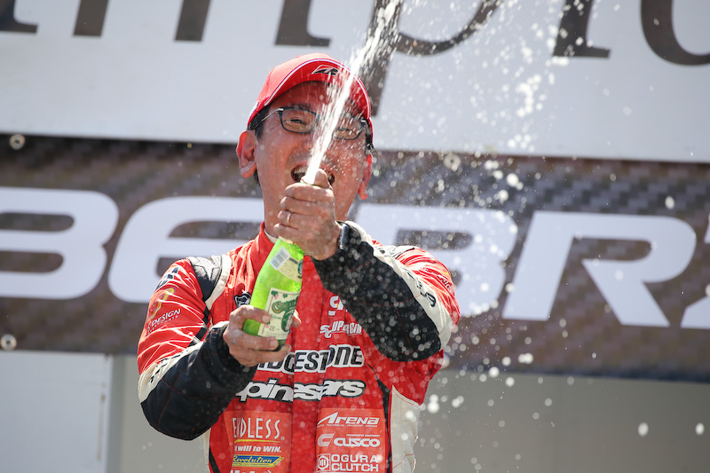 1年半ぶりのシャンパンファイト！