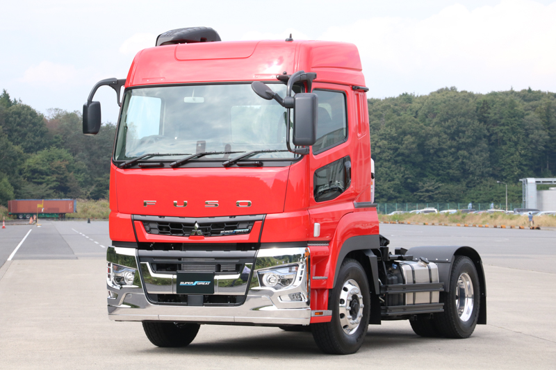 オレンジのスーパーグレート。グレードは「プレミアム」