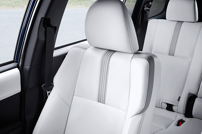 “W×B”にオプション設定される専用シート色「ホワイト」