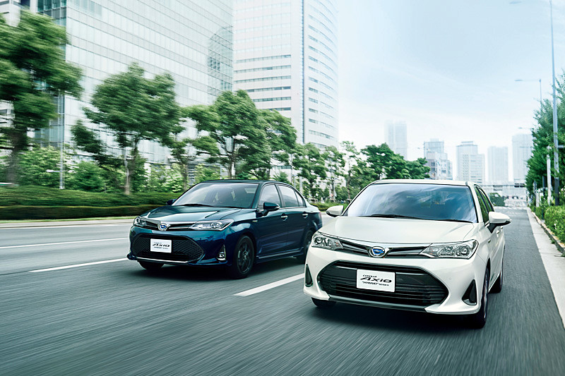 カローラ アクシオ