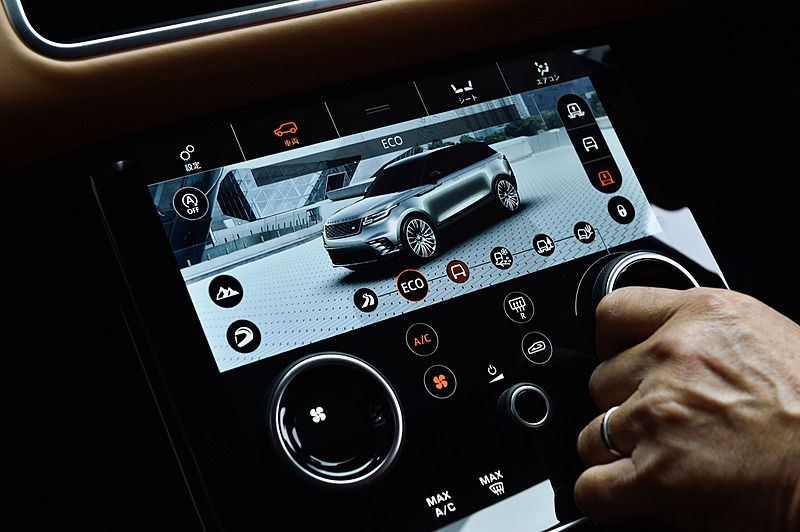6つのモードから選択することで、エンジン、トランスミッション、ディファレンシャルギヤ、シャシーなどの設定をモードごとに最適化する「テレインレスポンス」