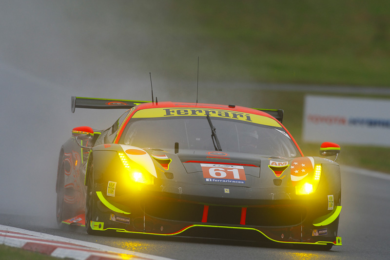 LMGTE Amのポールを獲得した61号車 フェラーリ 488 GTE（ウェン サン モク/澤圭太/マット・グリフィン組）