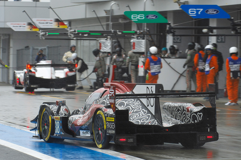 LMP2クラス3位でポイントリーダーの38号車 ジャッキー・チェンDCレーシングのオレカ 07 - ギブソン（ホーピン・タン/オリバー・ジャービス/トーマス・ローラン組）