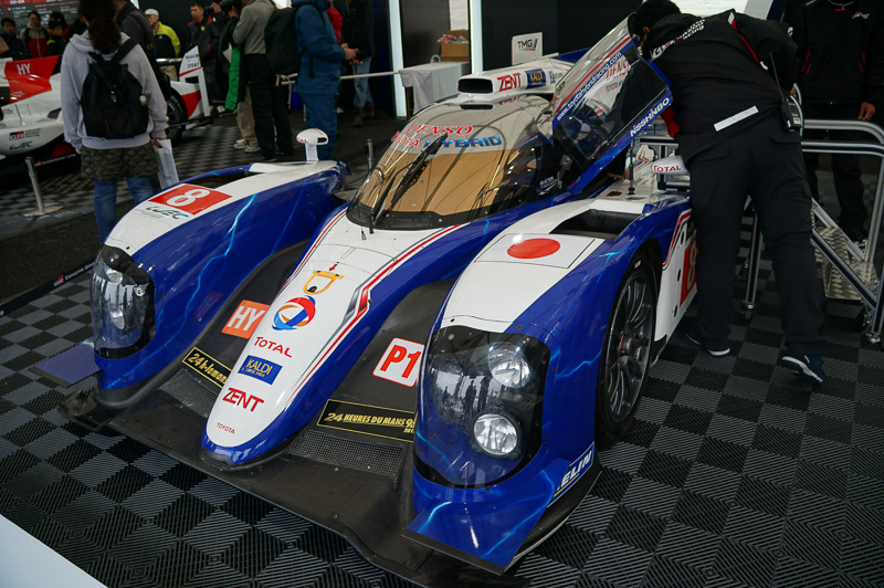 TS030 HYBRIDの体験搭乗は小学生以下のお子様が参加出来る