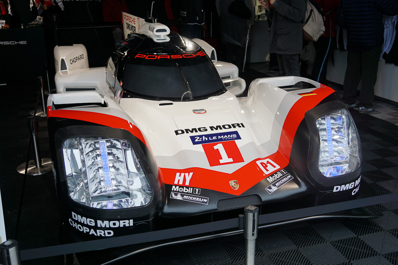 ポルシェのブースではポルシェ 919 ハイブリッドが展示されていた