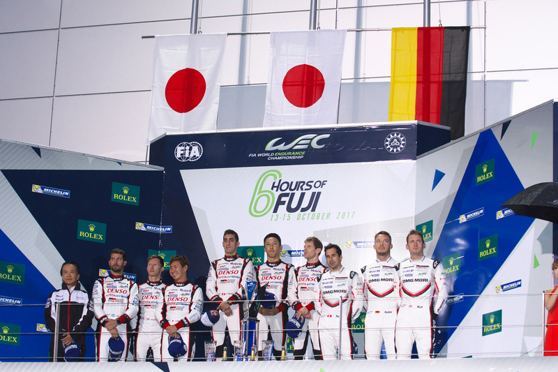 LMP1クラス表彰式。国歌「君が代」が流れた
