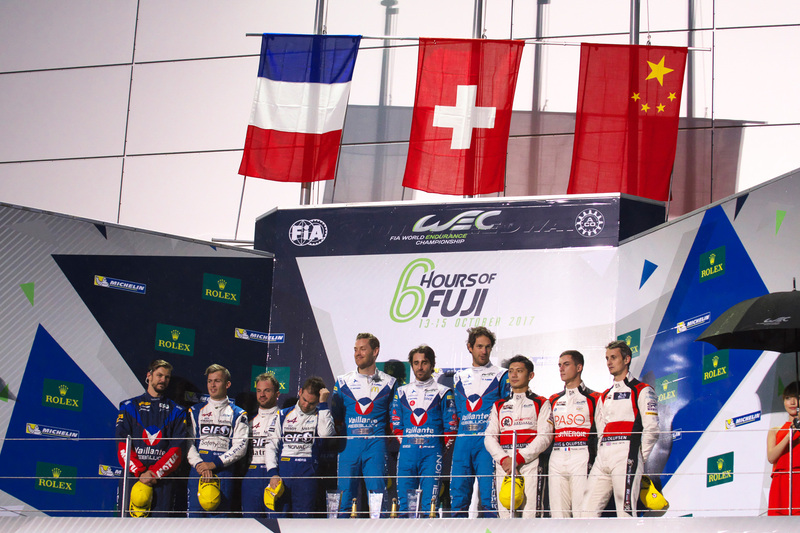 LMP2クラス表彰式