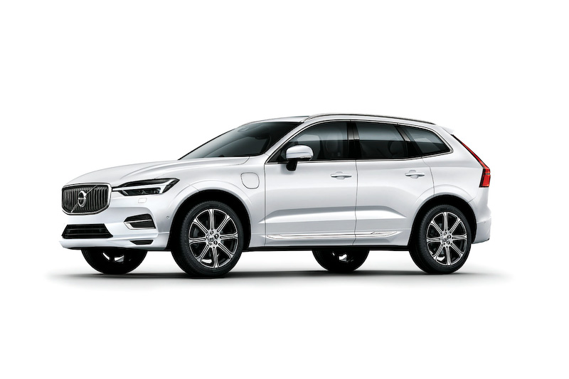 新型XC60ではクリーンディーゼル仕様、ガソリン仕様、PHV仕様という3つのパワートレーンを設定