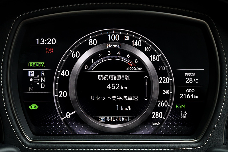 マルチインフォメーションディスプレイには各種情報の表示が可能