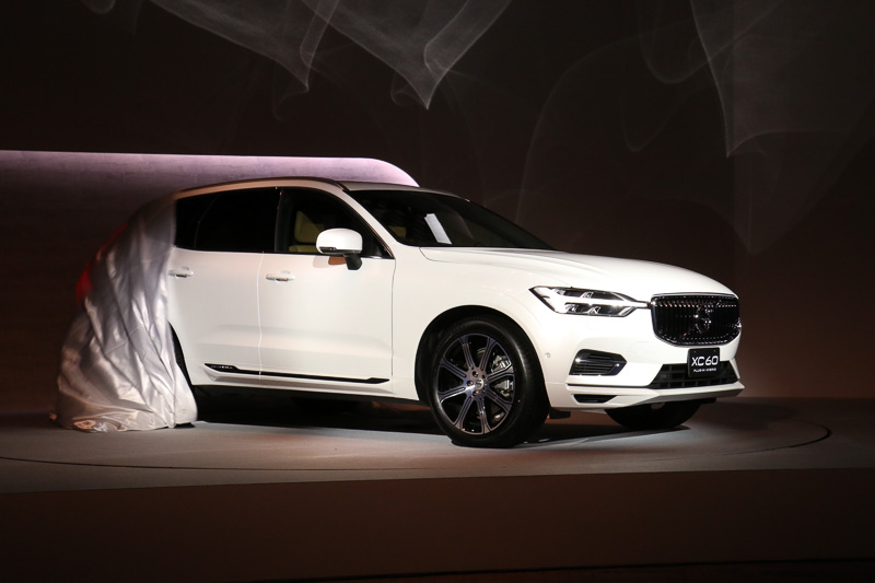 新型XC60のアンベール