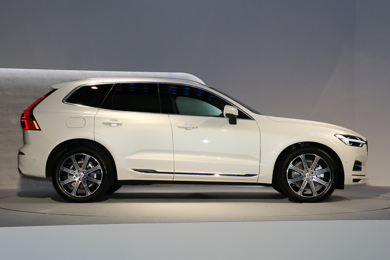 XC60 T8 Twin Engine AWD Inscriptionのボディサイズは4690×1900×1660mm（全長×全幅×全高）、ホイールベースは2865mm