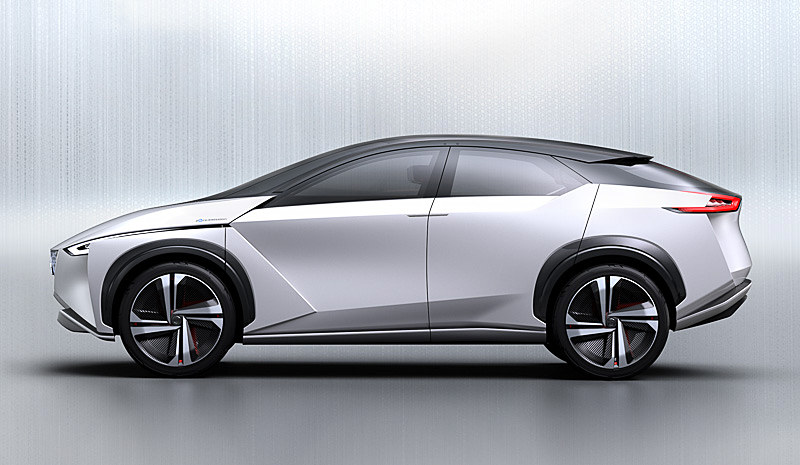 Nissan IMxのボディサイズは4700×1880×1620mm（全長×全幅×全高）で、ホイールベースは2800mm