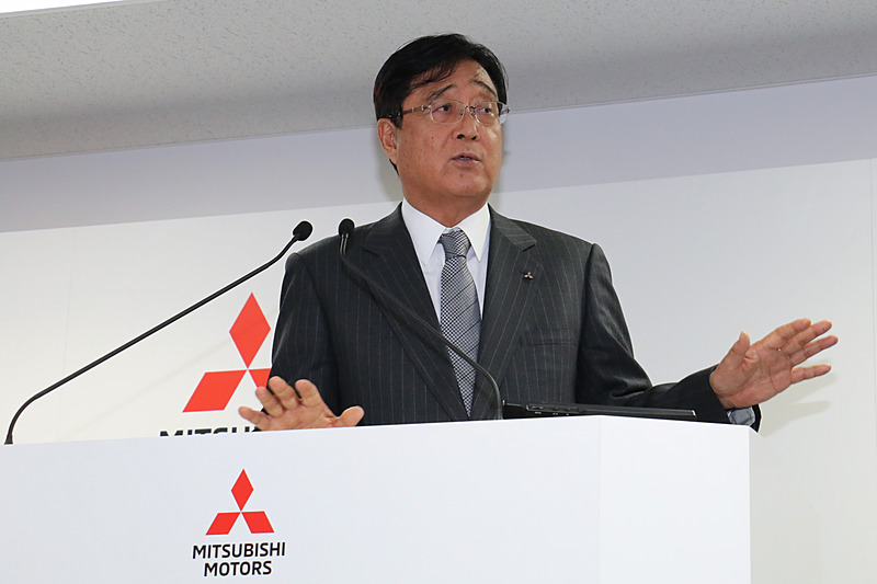 中期経営計画の基盤整備について語る益子氏