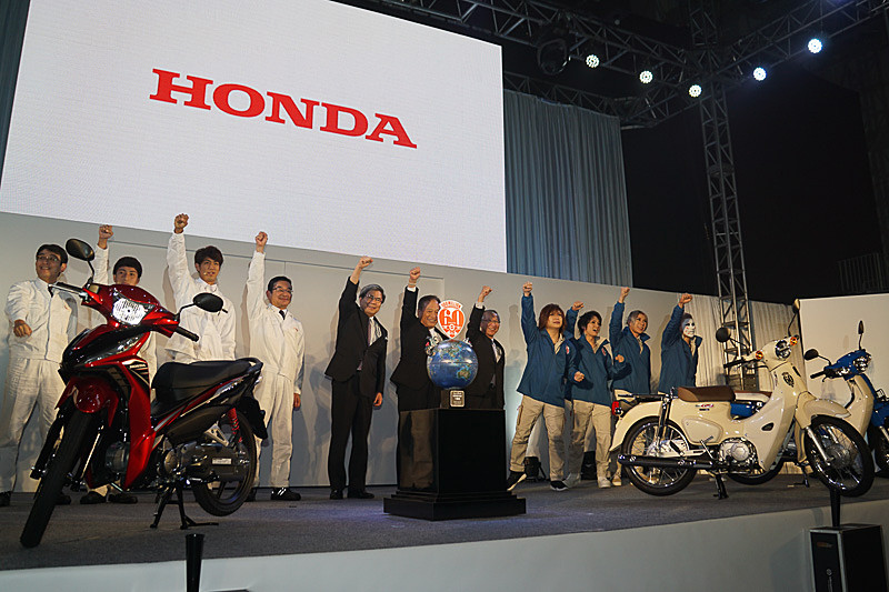 記念式典に出席した本田技研工業株式会社 代表取締役社長 八郷隆弘氏