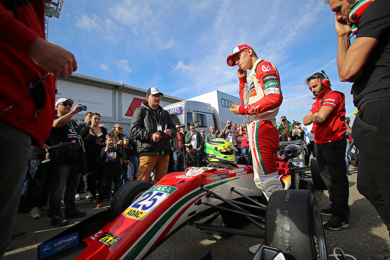 フリー走行のミック・シューマッハ