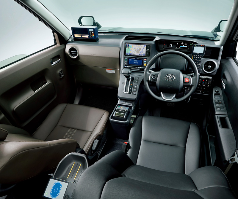 インテリア「匠 （内装色：黒琥珀）」