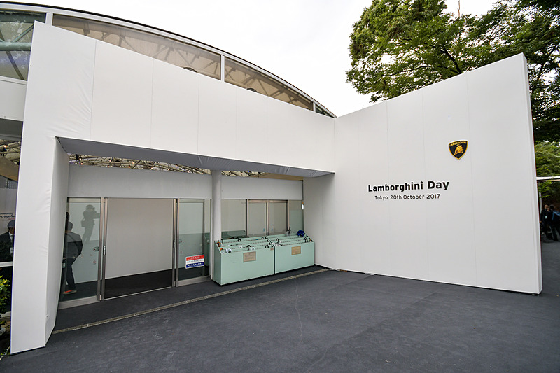 ランボルギーニ・デイの会場となった東京プリンスホテル屋外ガーデンアイランド