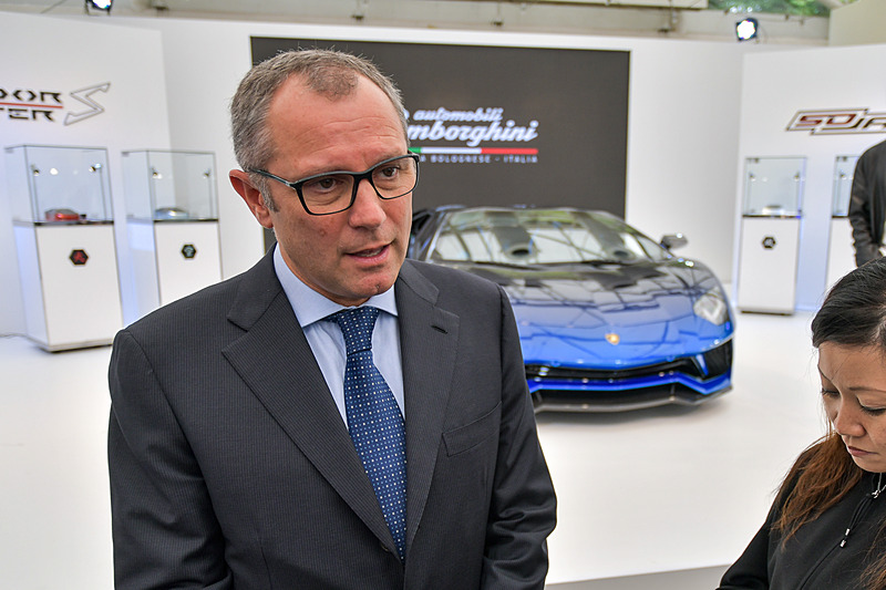 グループインタビューを受けるステファノ・ドメニカリ氏