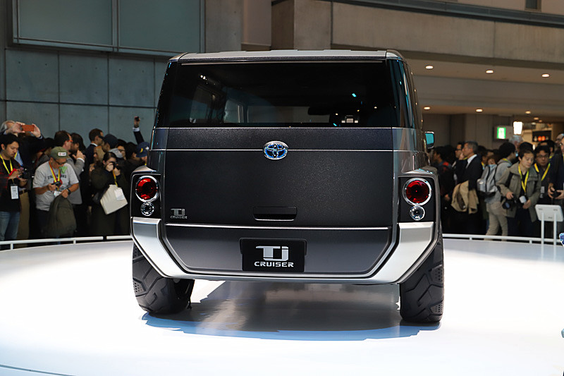 Tj CRUISERのエクステリア。側面は大きな荷物の出し入れや、家族で使っても乗り降りの便利な大開口スライドドアを採用