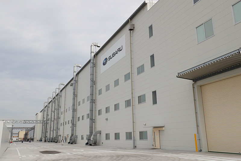中央翼を製造するスバル 半田工場（写真提供：スバル）