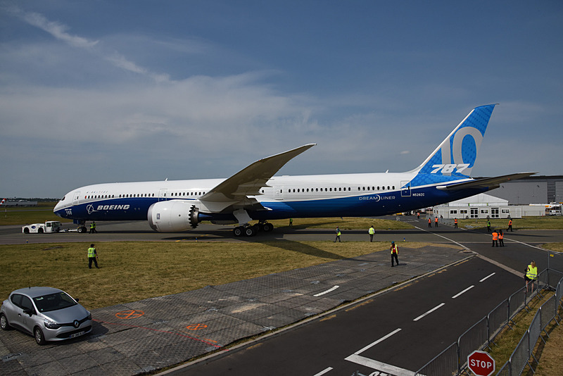 中央翼の生産の主流は787-9型機、787-10型機に移っているという