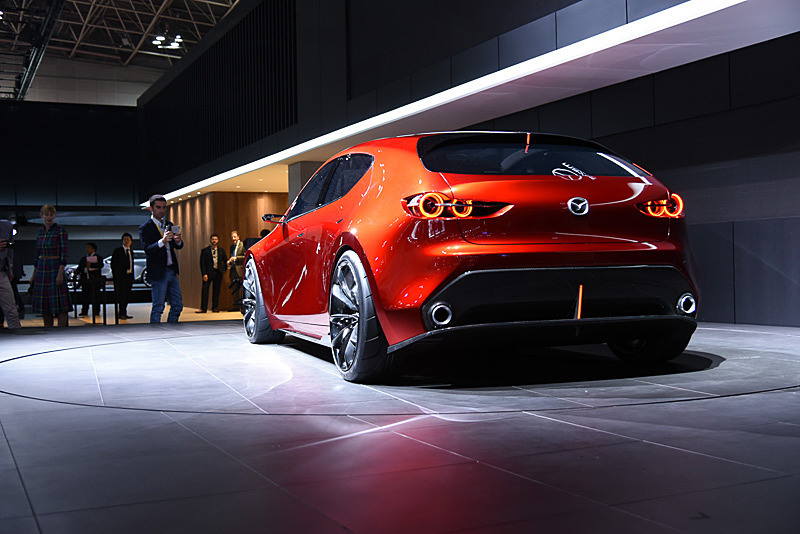 東京モーターショー会場に展示された魁 CONCEPT