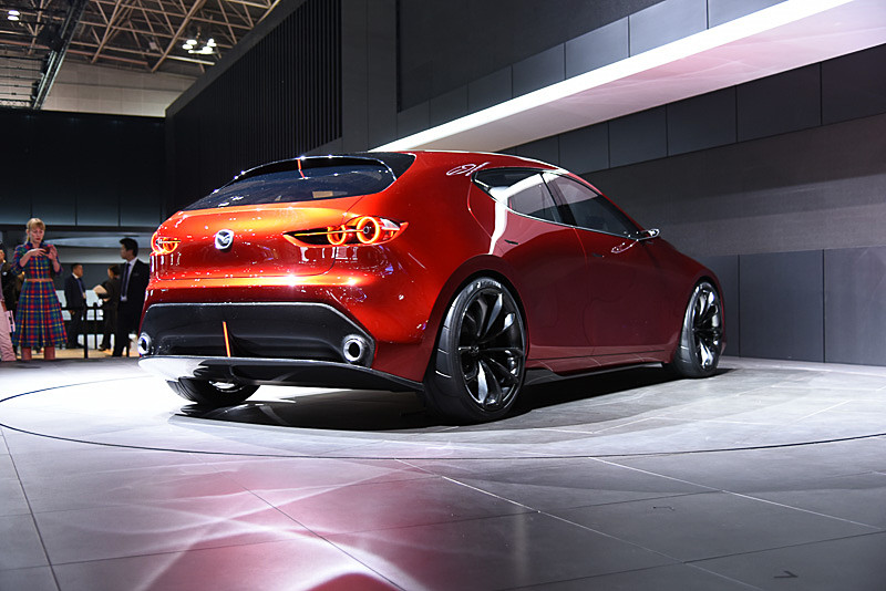 東京モーターショー会場に展示された魁 CONCEPT