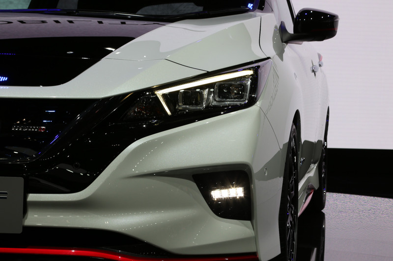 リーフ NISMO コンセプト。内装の写真は後ほど掲載する