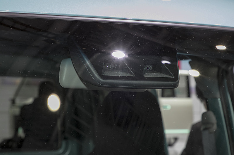 軽商用車にもスマートアシストIIIを装備