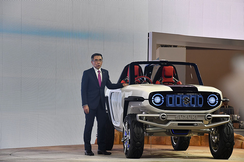 EVの4WDコンセプトカー「e-SURVIVOR」。ジムニーで培った4WD技術をもとに「新たな4WDの可能性を提案する」と説明