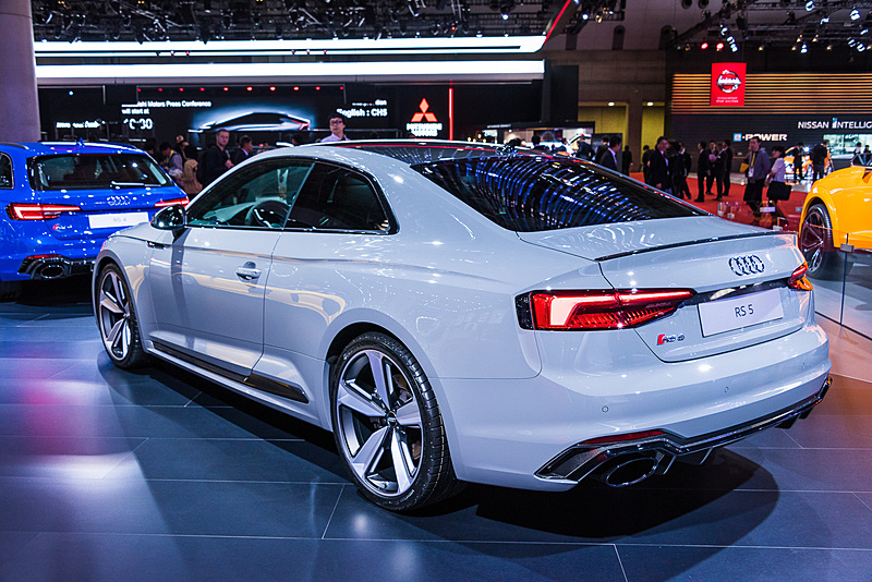 新型「RS 5 クーペ」