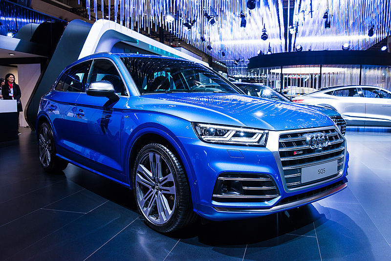 プレミアムミッドサイズSUV「SQ 5」