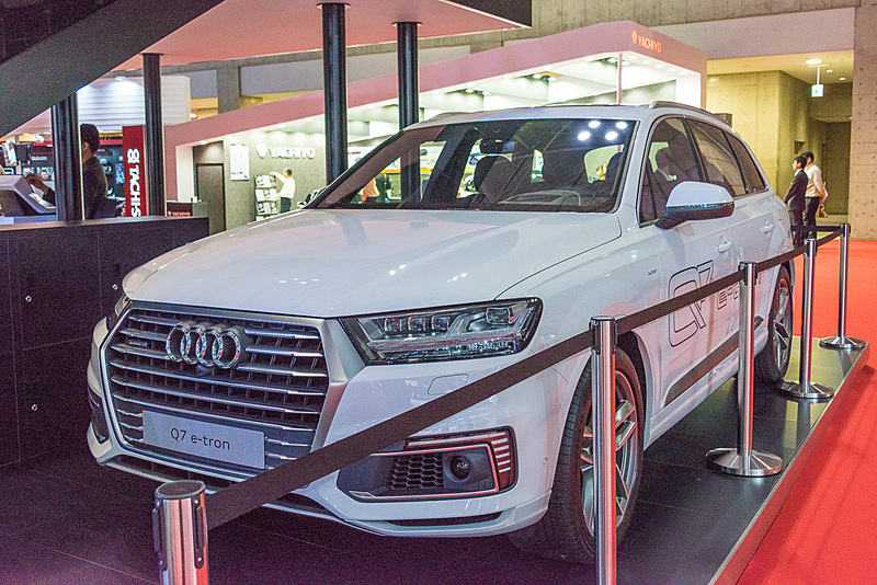 ディーゼル・プラグイン・ハイブリッドSUVの「Q7 e-tron quattro」