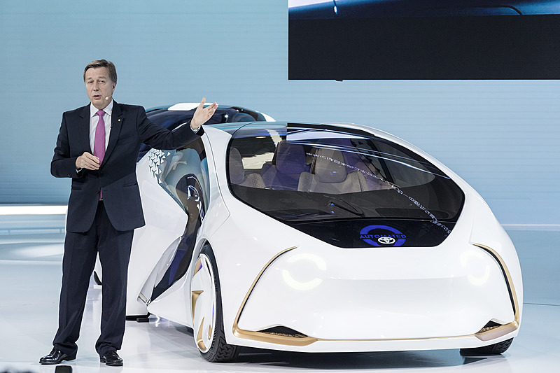 トヨタ自動車株式会社 取締役副社長 ディディエ・ルロワ氏