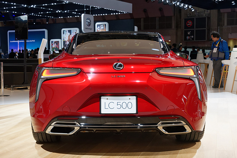 「LC500」のエクステリア