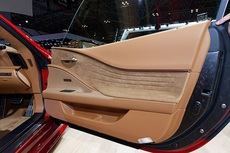 「LC500」のインテリア