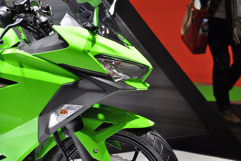 ウィンカーは埋め込み