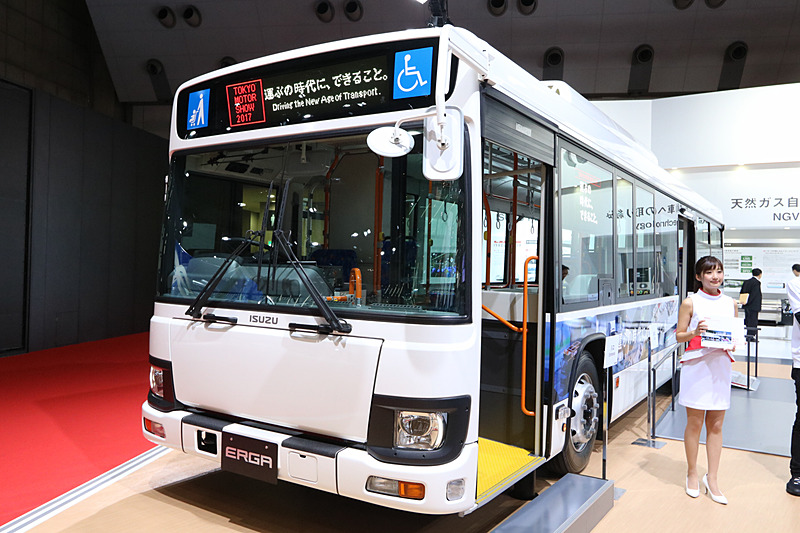 大型路線バスの「エルガ」