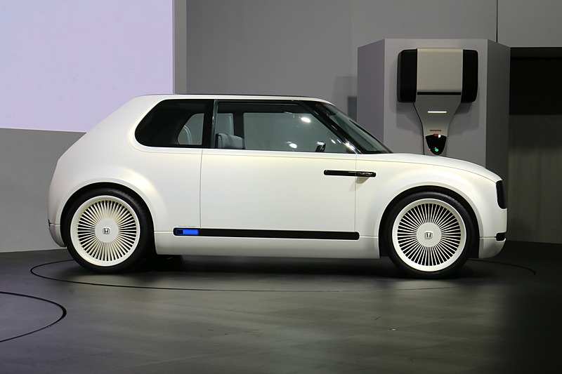 緻密なフィン形状のホイールを用意