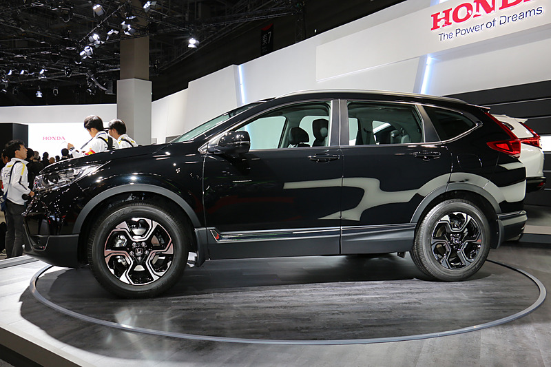 新型CR-Vのガソリンエンジン搭載車