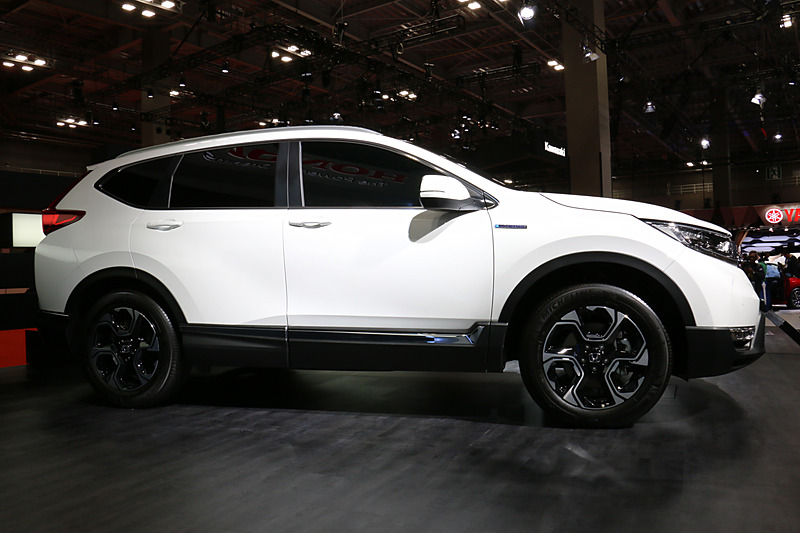 新型CR-Vの2モーターハイブリッドシステム搭載車