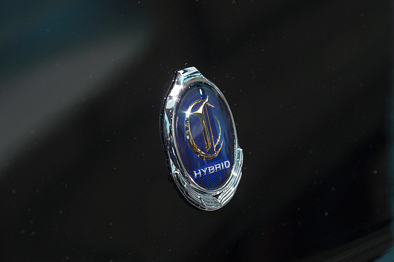 Cピラーのオーナメント