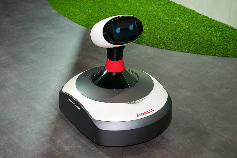 AI機能を備え、人とのコミュニケーションが行なえるロボット芝刈り機「Honda Ai-Miimo Concept」