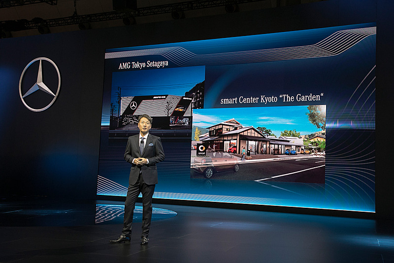 メルセデス・ベンツ日本株式会社 代表取締役社長兼CEO 上野金太郎氏。最先端技術を多くの人に知ってもらうための活動もしているとのことで、販売についてはAMG、スマートとも専売店をオープンさせたと紹介